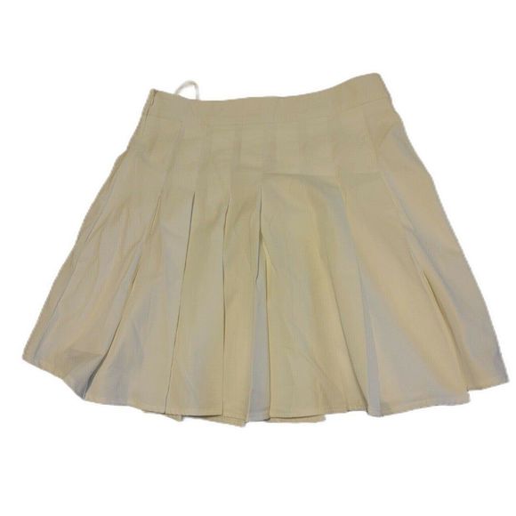 Shein Women's Mini Pleated Skirt White - Medium US Size 6 Good Condition - Picture 2 of 3